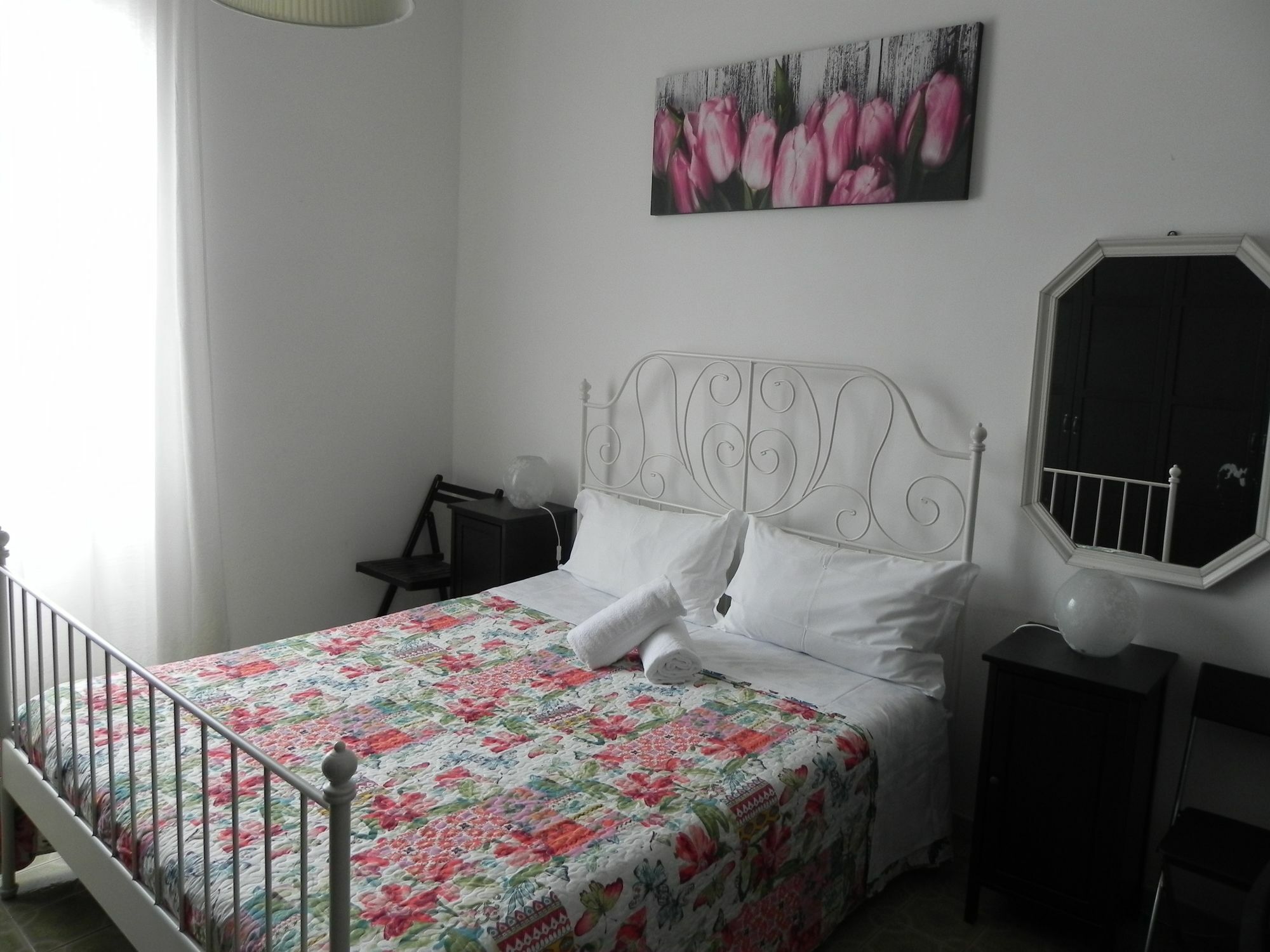 Giuly Guesthouse ローマ エクステリア 写真