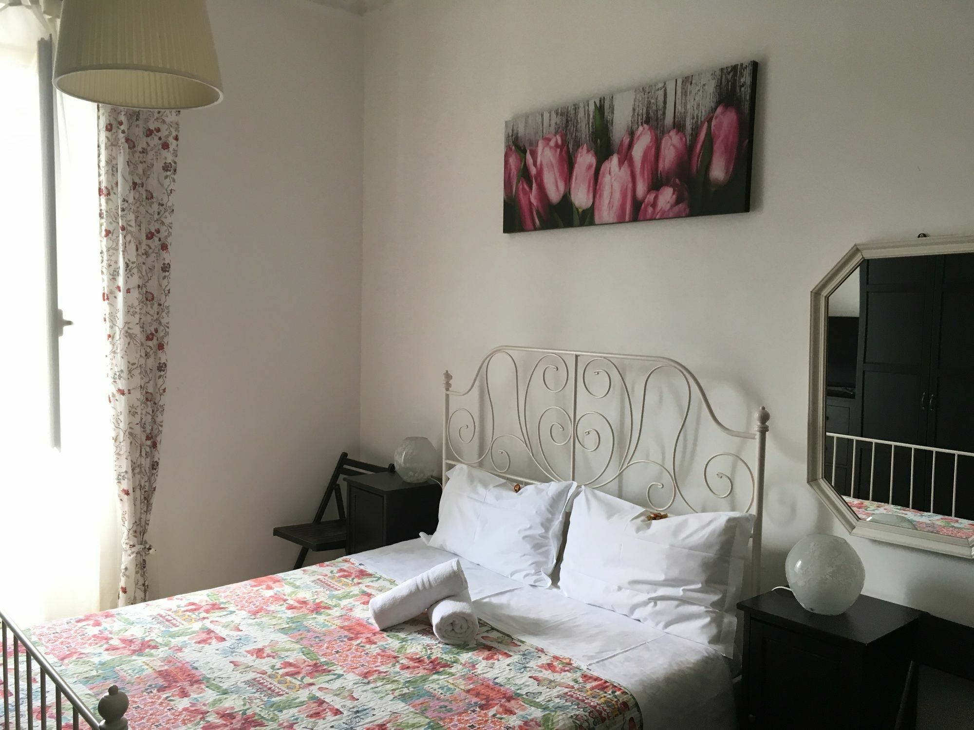 Giuly Guesthouse ローマ エクステリア 写真